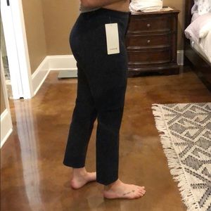 NEW with tag Lululemon on the move pant navy blue